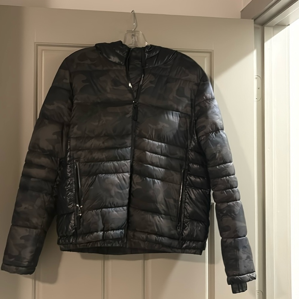 NWOT Free People numero camo puffer jacket